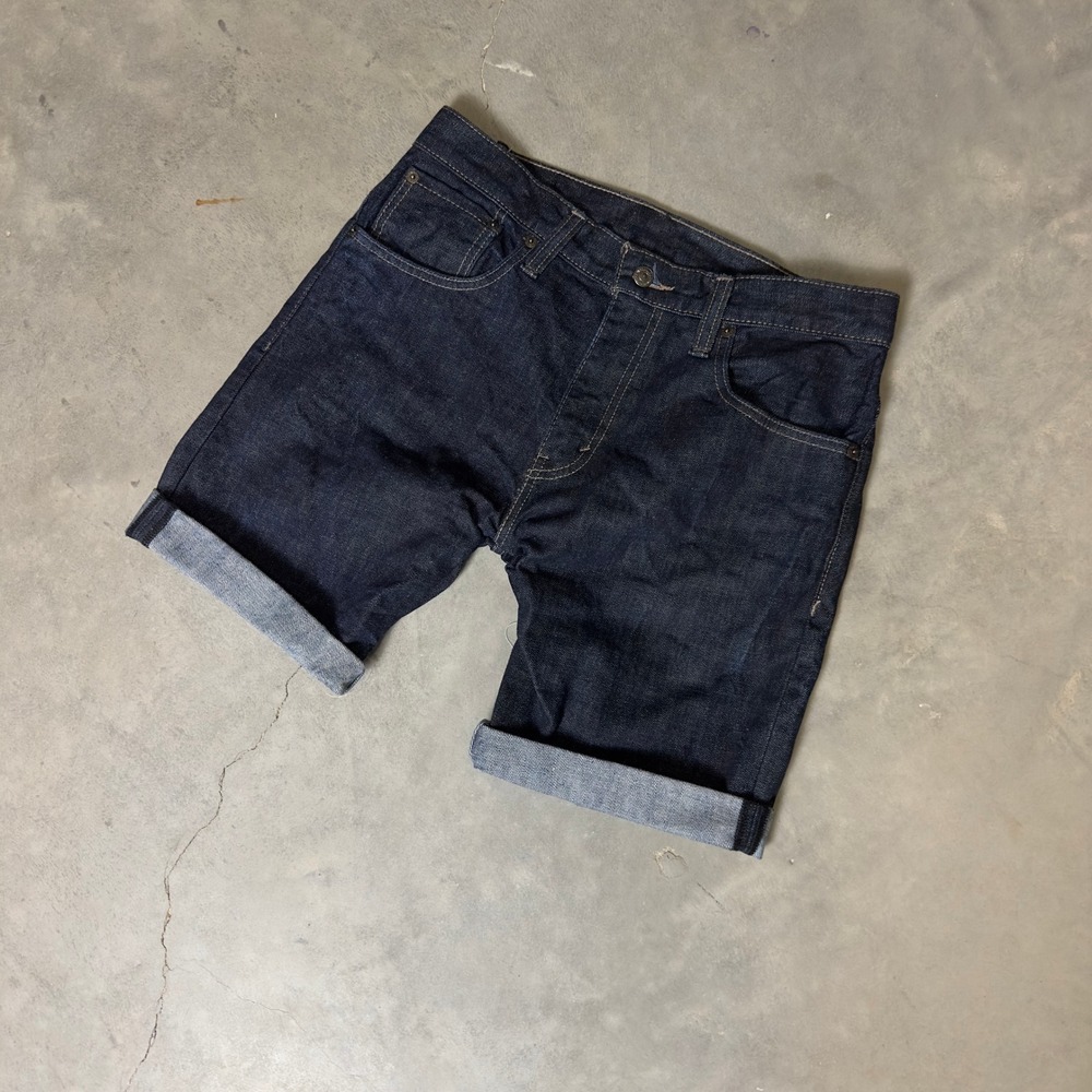 Levi's 520 Taper Denim Shorts Mens 32 Dark Indigo Raw Wash Streetwear Casual